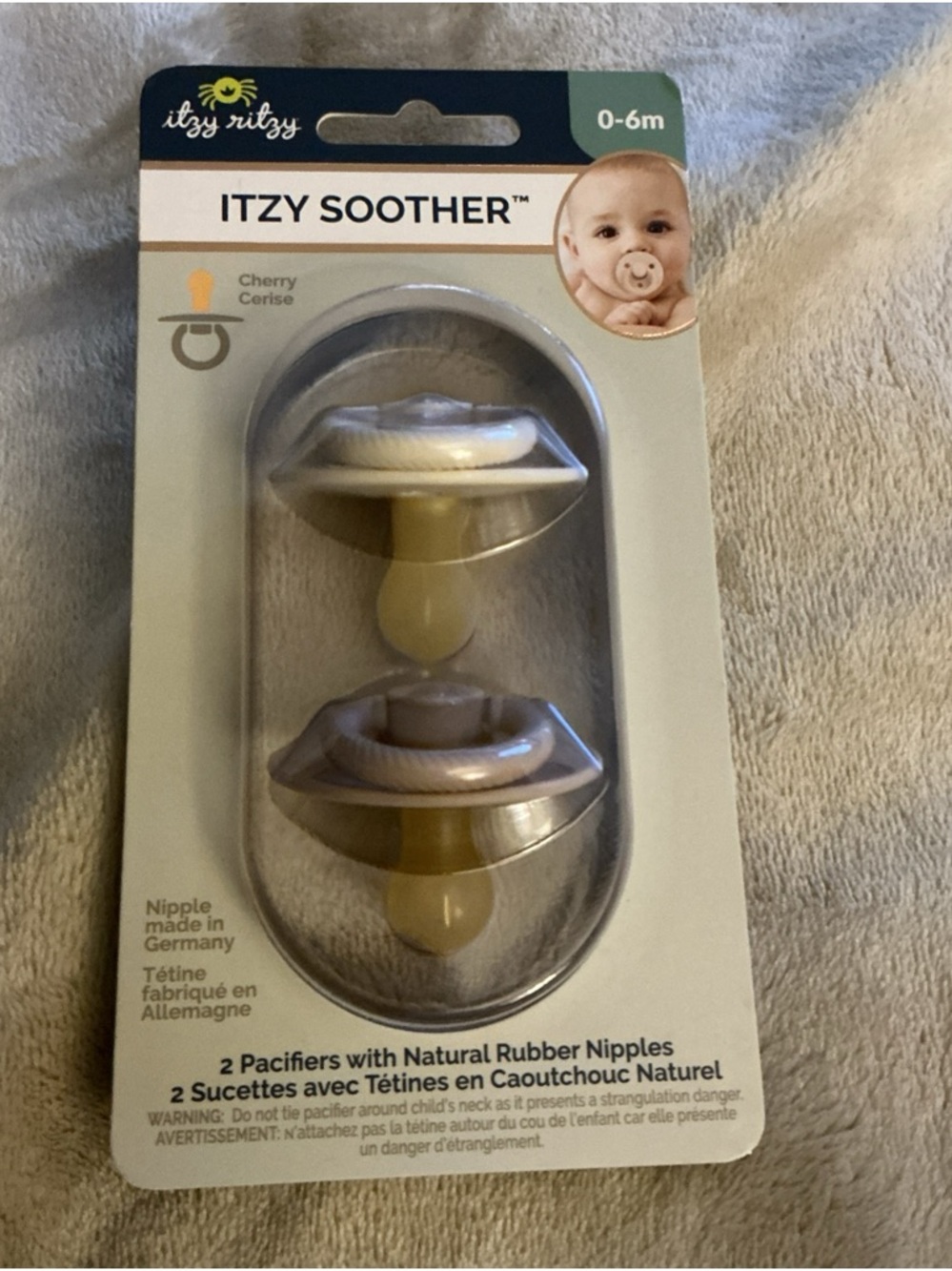 itzy ritzy soother pacifier 0-6 months natural rubber nipples made in Germany X2